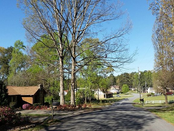 5th image of 3705 Knollwood Dr