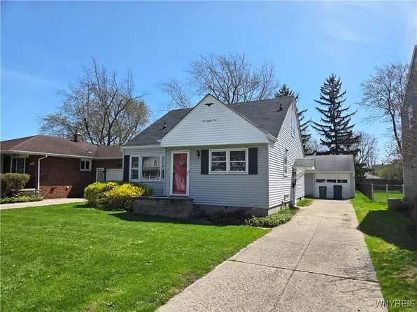 585 Downing St, Buffalo, NY 14220