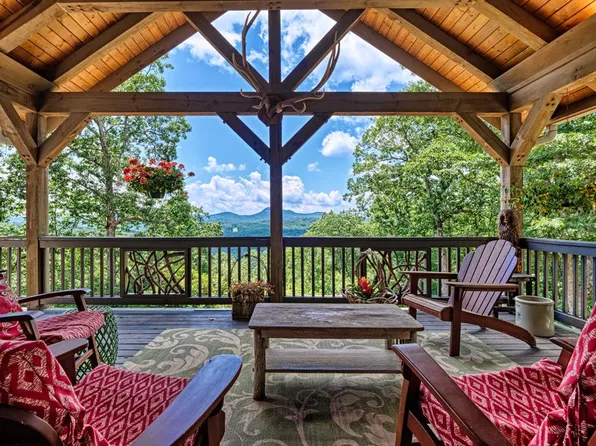 843 Stone Cliffs Ln, Glenville, NC 28717