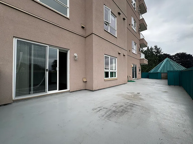 45745 Princess Ave #204 — Photo 5