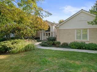 1605 Freesia Ct, Highland Park, IL