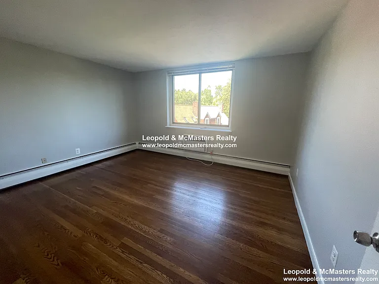 519 Washington St #14 — Photo 19