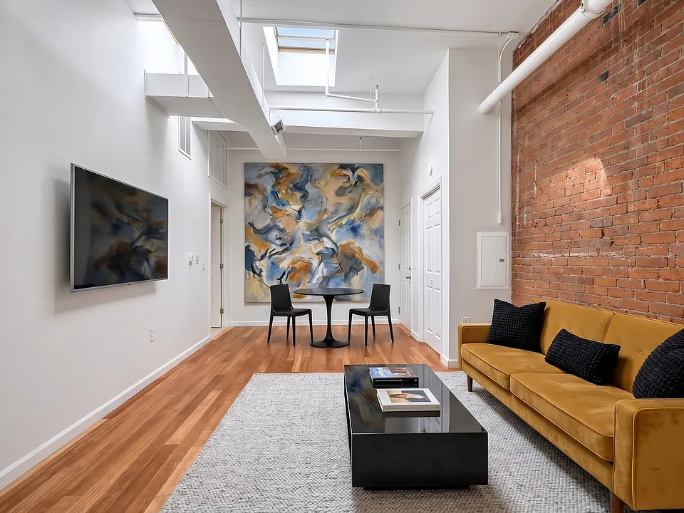 850 Grand Ave #206
