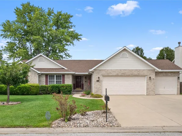 947 Millikin Dr, Fairview Heights, IL 62208