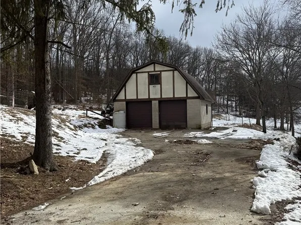 275 Old Scales Rd, Washington, PA 15301