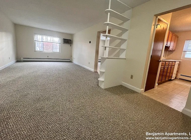 11 Allen St #7 — Photo 3