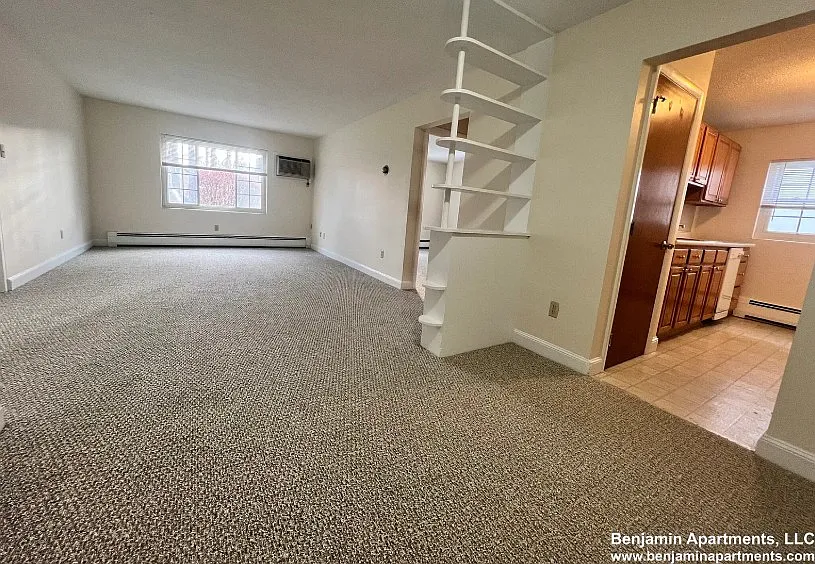 11 Allen St #7