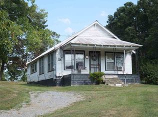 912 N Highway 340, Parrottsville, TN 37843