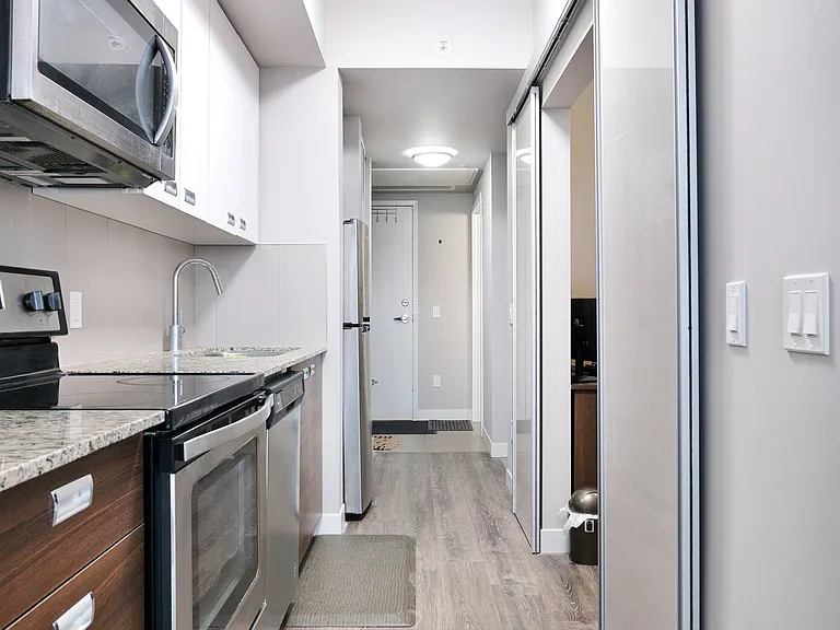 308 Lester St E #605 — Photo 13