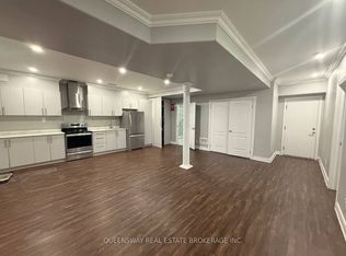 15 Perkins Dr E #2, Brampton, ON L7A 3W2