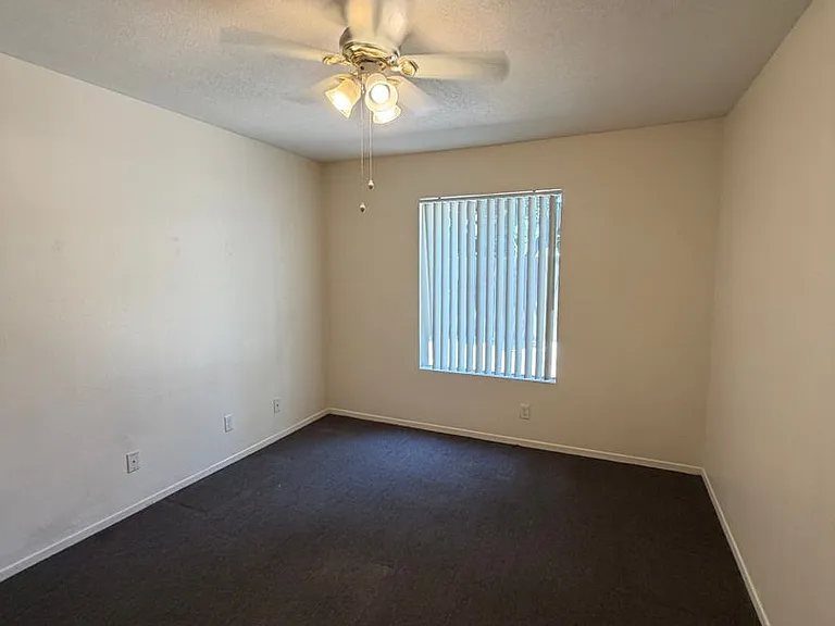 138 S Mill St — Photo 7