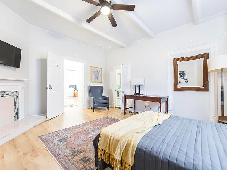 307 Persons St #4 — Photo 2