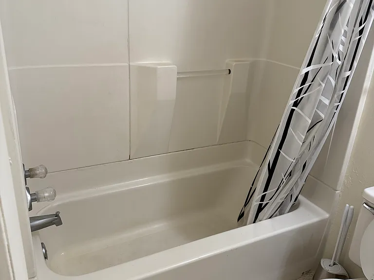 108 S Main St #6 — Photo 7