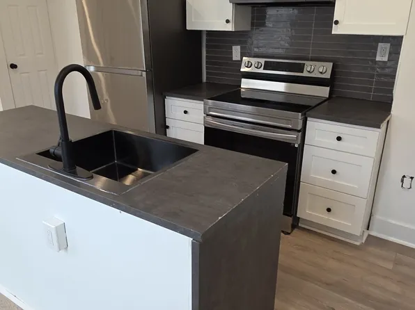 801 N Port St, Baltimore, MD 21205