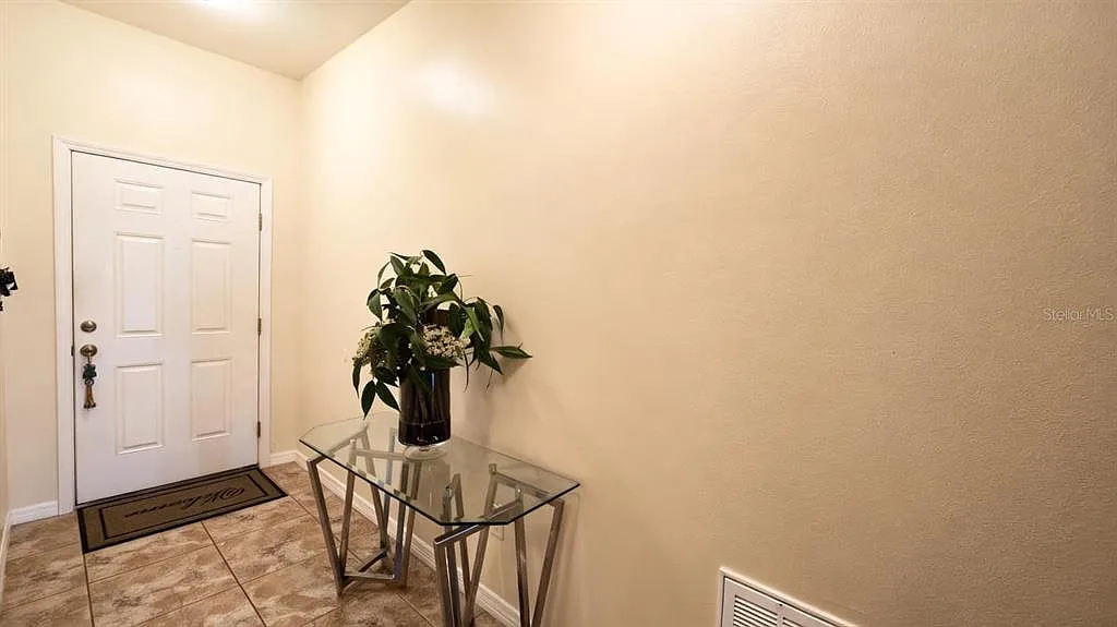 2 bed, 2.0 bath, 1396 sqft, $1,850 — Photo 3