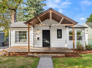 8017 SW 10th Ave, Portland, OR 97219