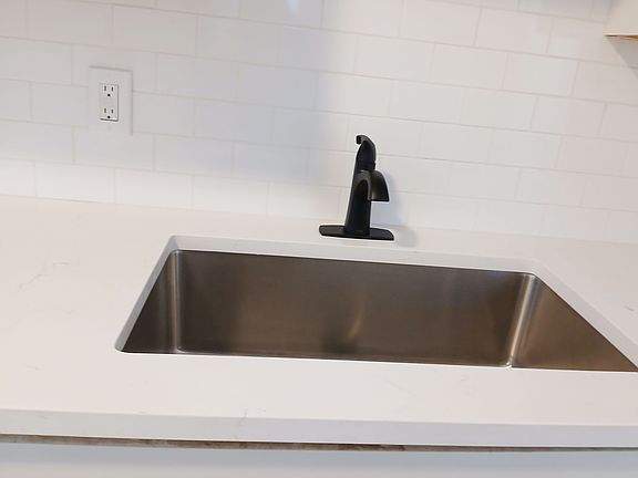 new tiled backsplash, kitchen sink