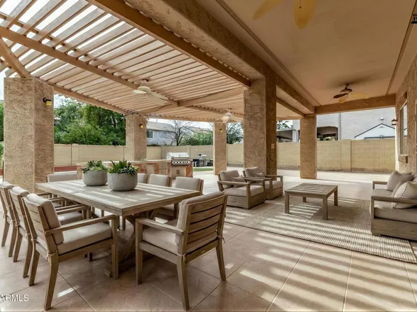 18115 W DIANA Avenue, Waddell, AZ 85355