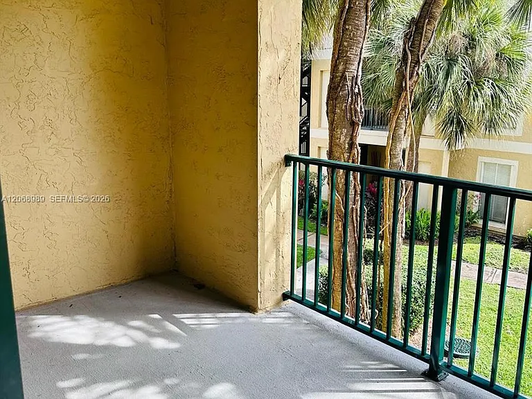 777 Riverside Dr #1526 — Photo 8