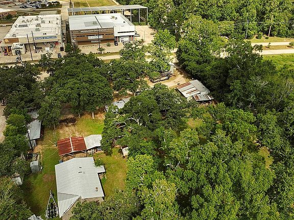 3rd image of 25126 Gosling Rd
