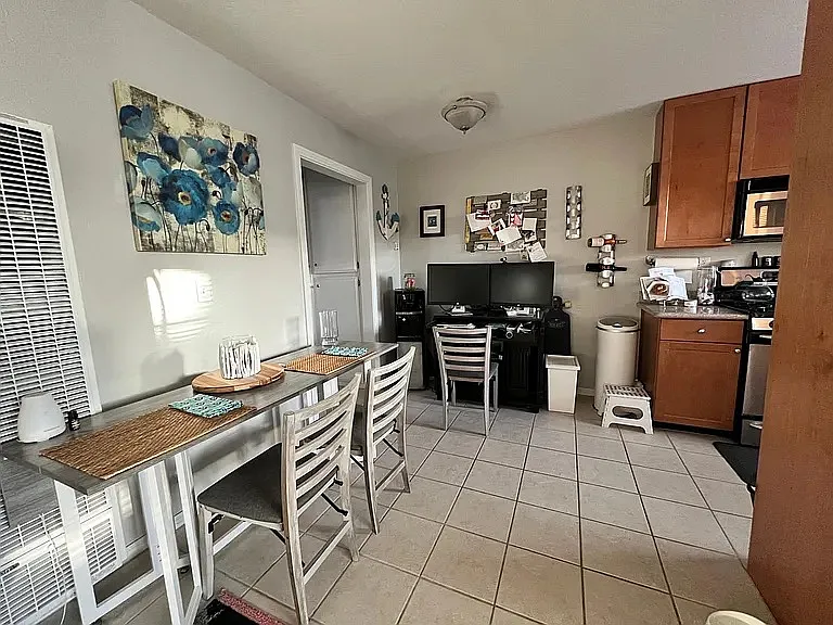 839 Sapphire St #2 — Photo 5