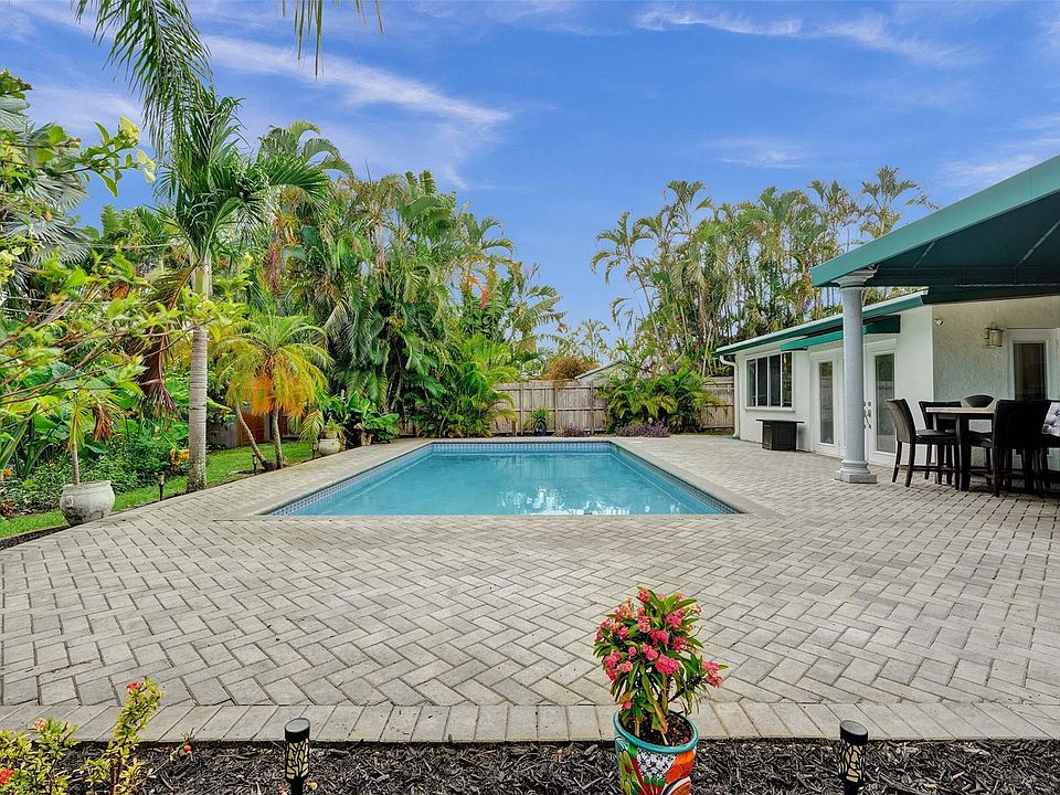 1st image of 620 NW 37th Street