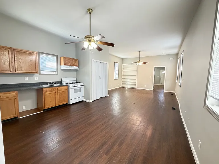 3107 Montana Ave — Photo 10