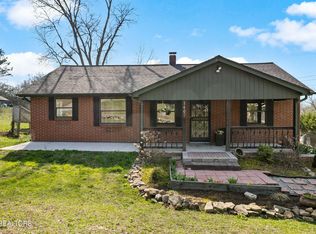 1407 Francis Rd, Knoxville, TN 37909