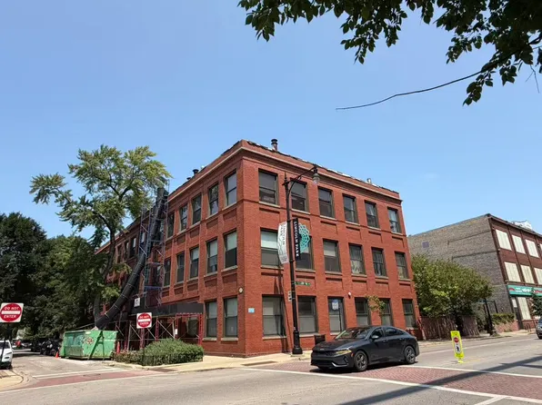 1250 W Fullerton Ave APT 3A, Chicago, IL 60614