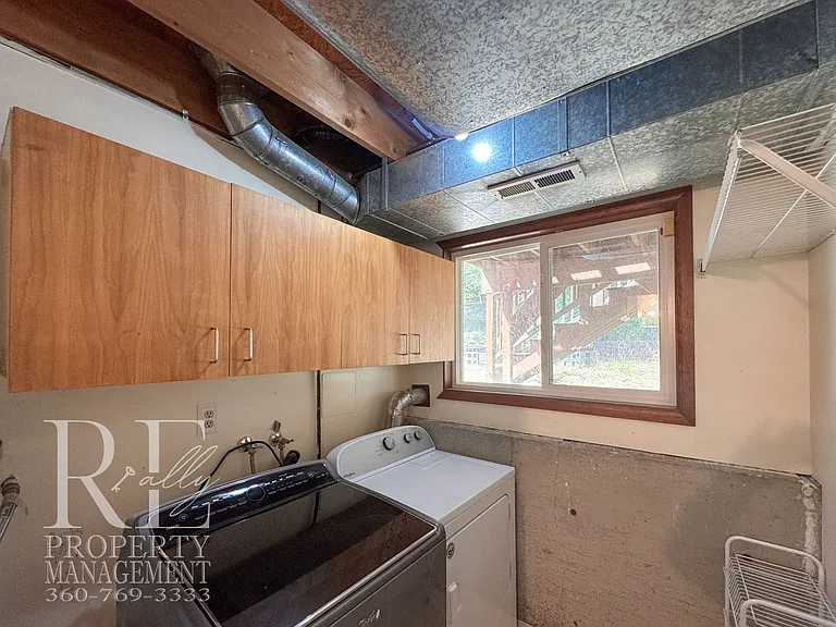 7611 Oak Park Dr NW — Photo 23