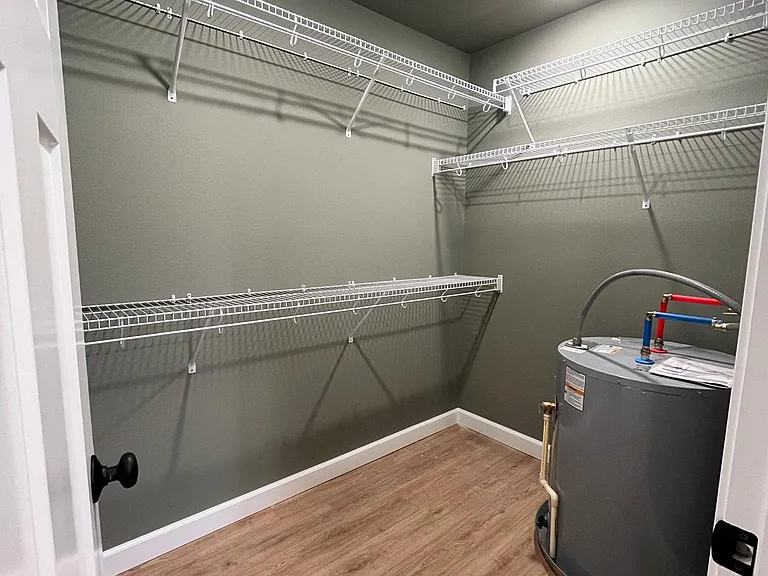 Walk-in closet