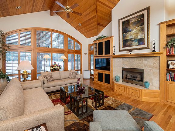 3321 NW Conrad_0005 copy>