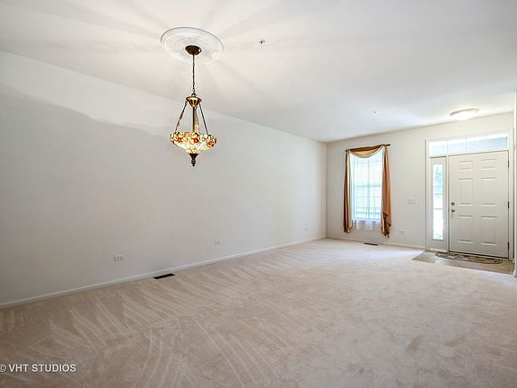 4th image of 786 Spencer Ln