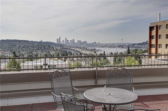 2nd image of 4547 8th Ave NE APT 502