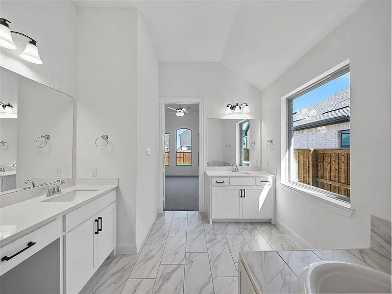 4280 Mill Pond Dr — Photo 22