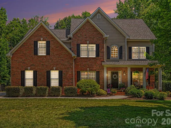 5621 Turkey Oak Dr, Mint Hill, NC 28227