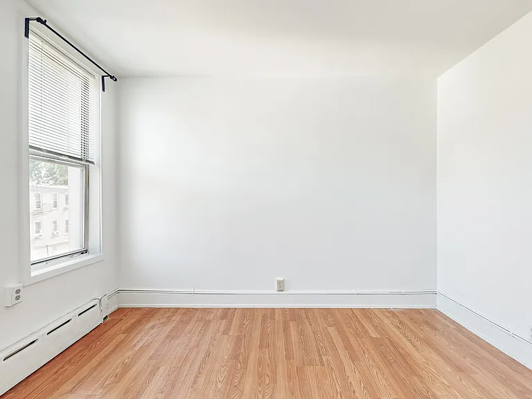23-45 24th St #2R — Photo 18
