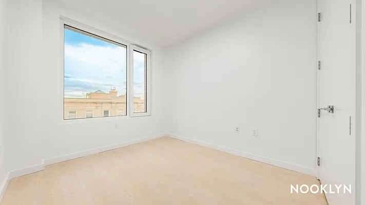 Rented by Nooklyn NYC LLC | media 50