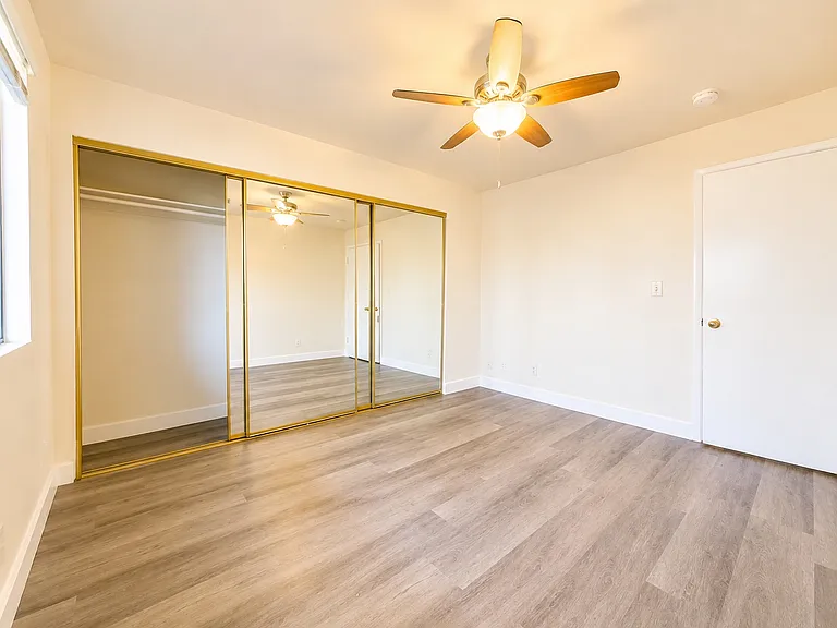 2101 Cedar Ave #A — Photo 9