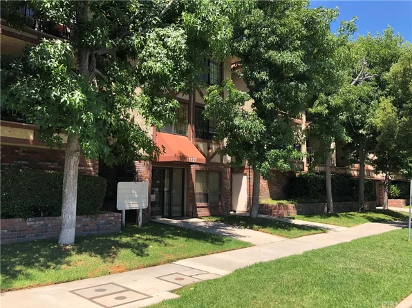 11127 La Maida St Unit 32, North Hollywood, CA 91601