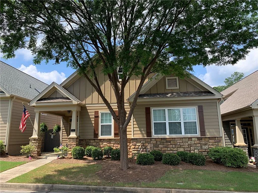2 bed, 2.0 bath, 1683 sqft, $2,250 — Photo 1