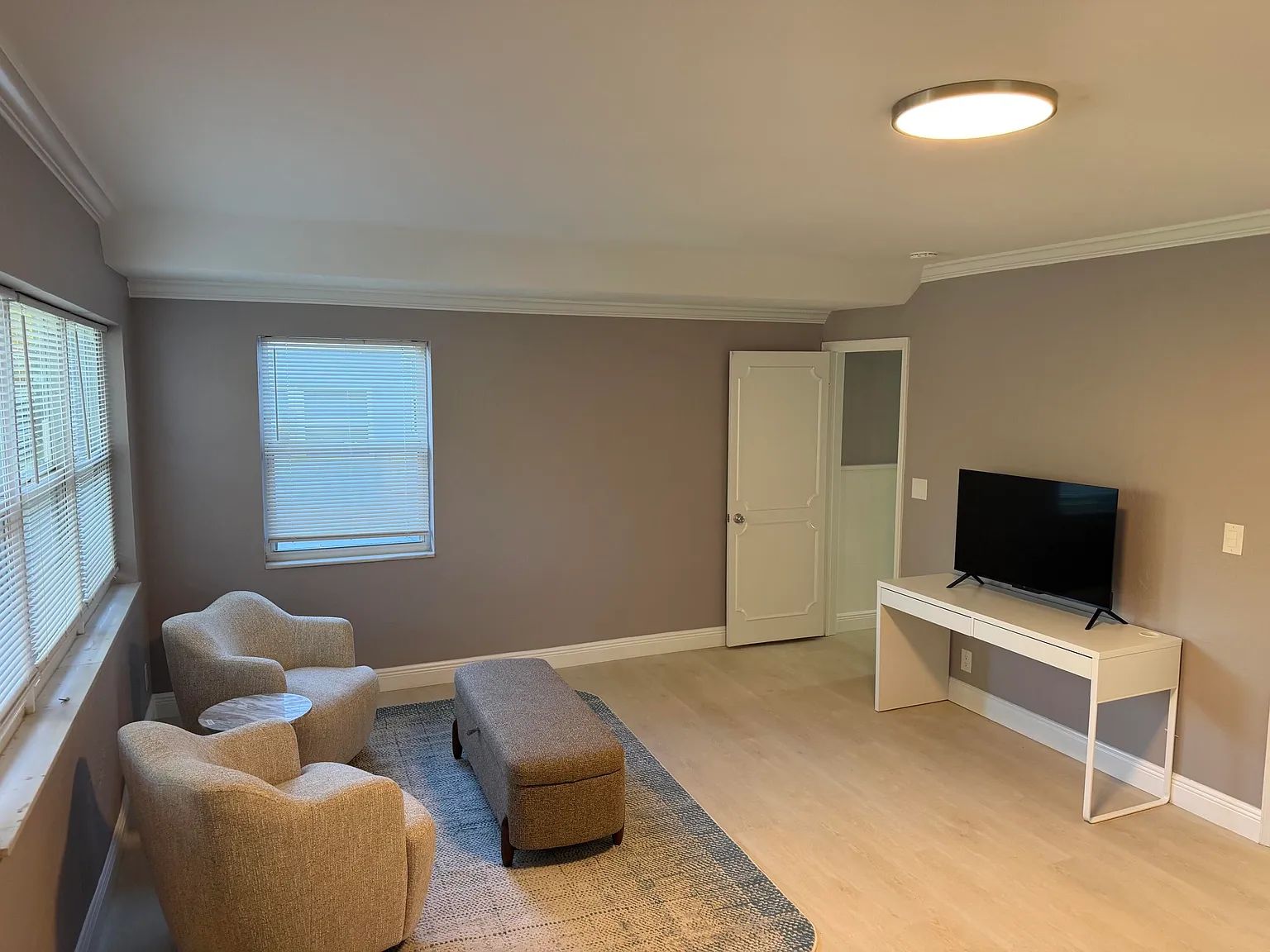 1 bed, 1.0 bath, 900 sqft, $2,000 — Photo 3