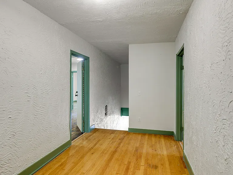 420 NW 26th St #2 — Photo 16