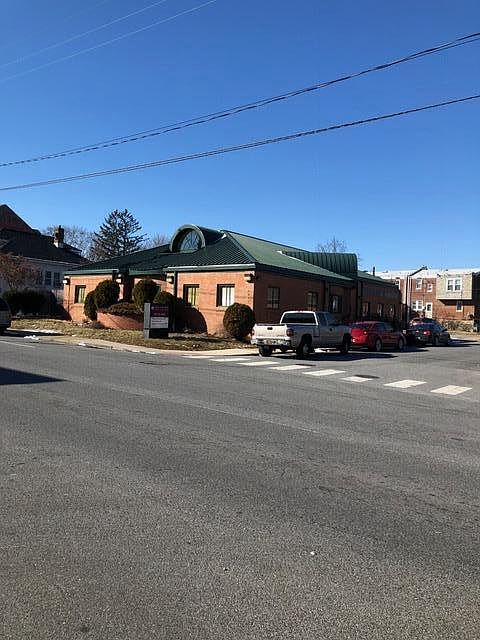 Side view from Market St.