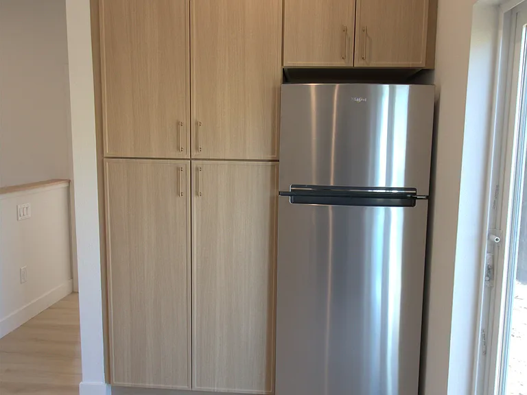 541 Eureka St — Photo 14