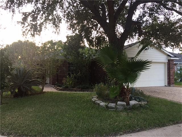 1st image of 15527 Prairie Oaks Dr