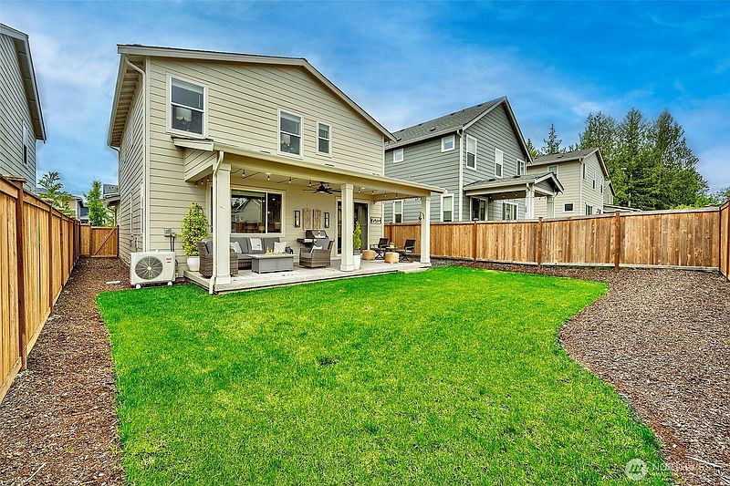 3rd image of 13253 204th Avenue SE