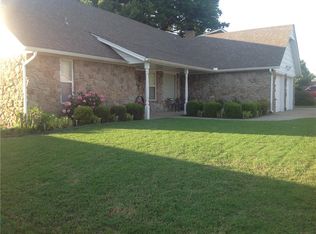 11609 Mackel Dr, Oklahoma City, OK 73170