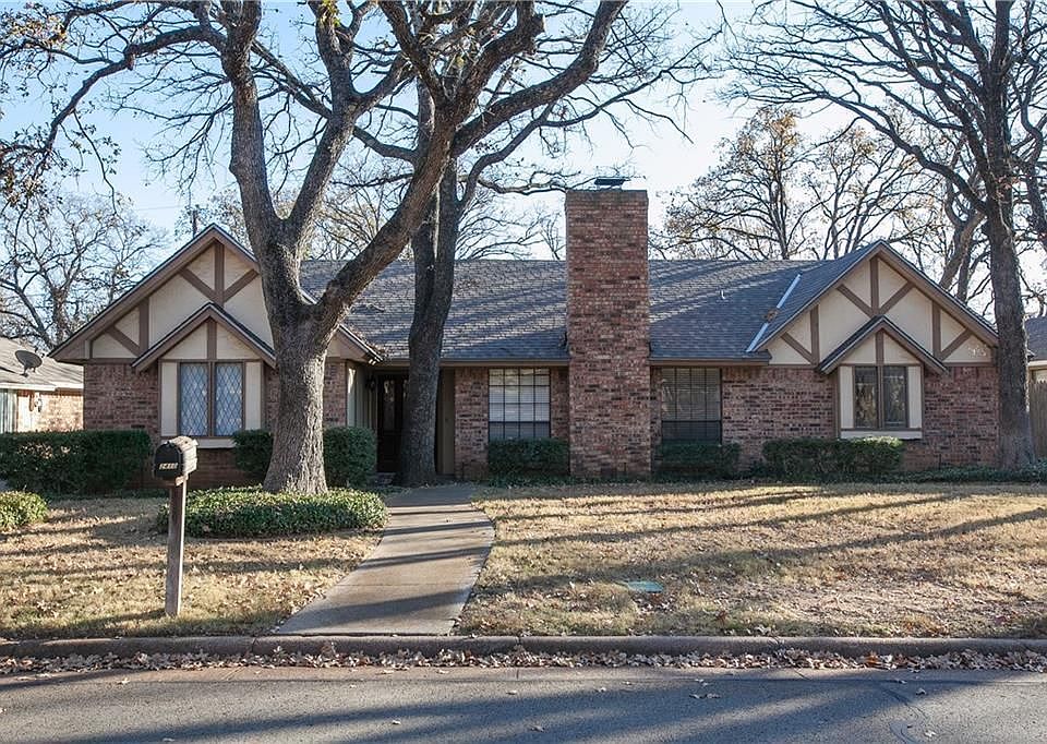 1st image of 2410 Villa Vera Dr