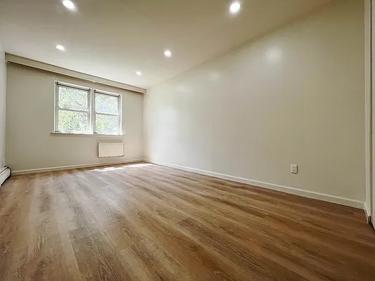 Rented by Corcoran | media 15